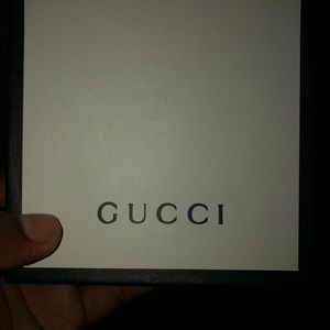 Meet your Posher, Stewart